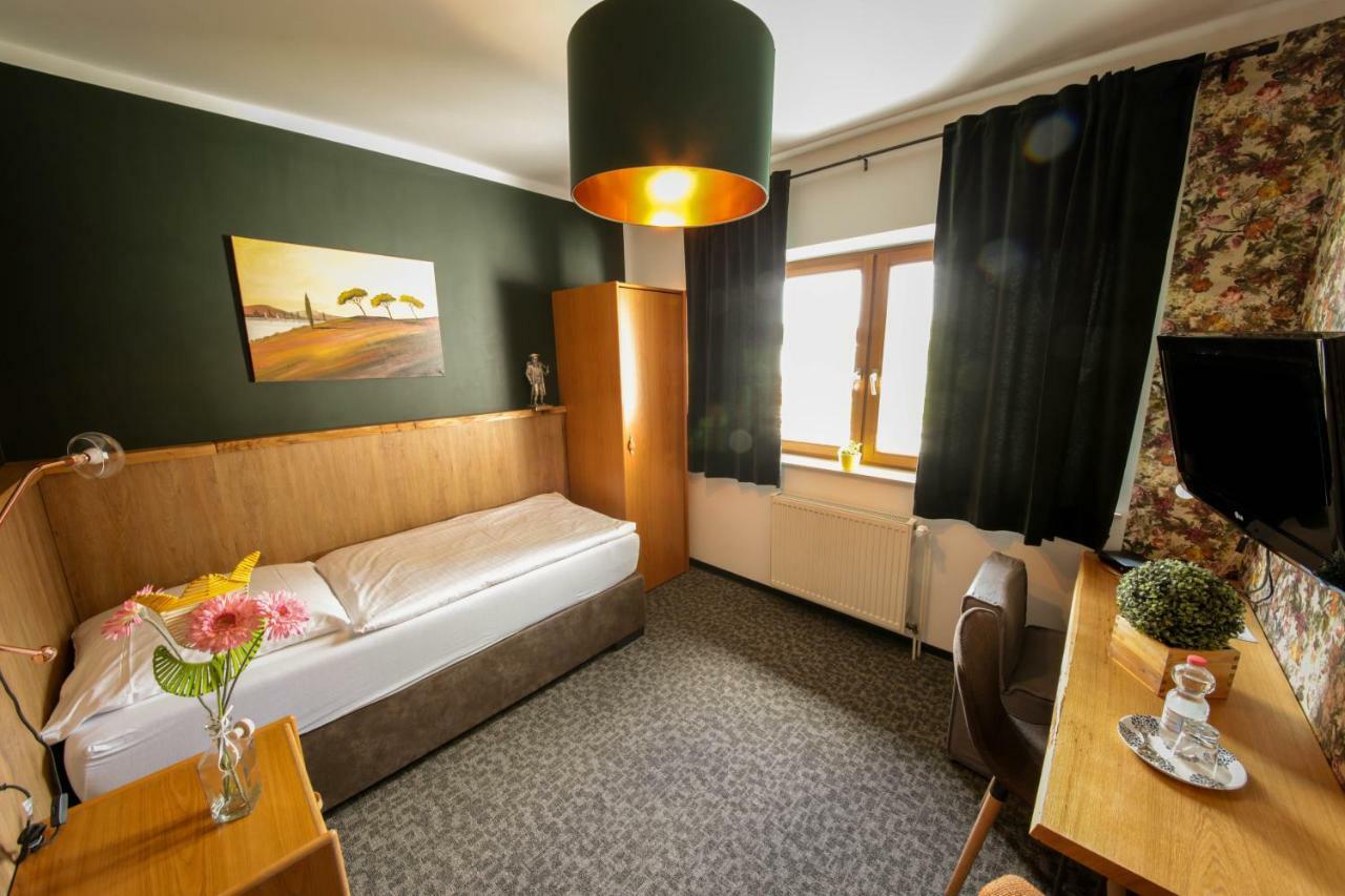 Hotel Kraus Bielefeld Esterno foto
