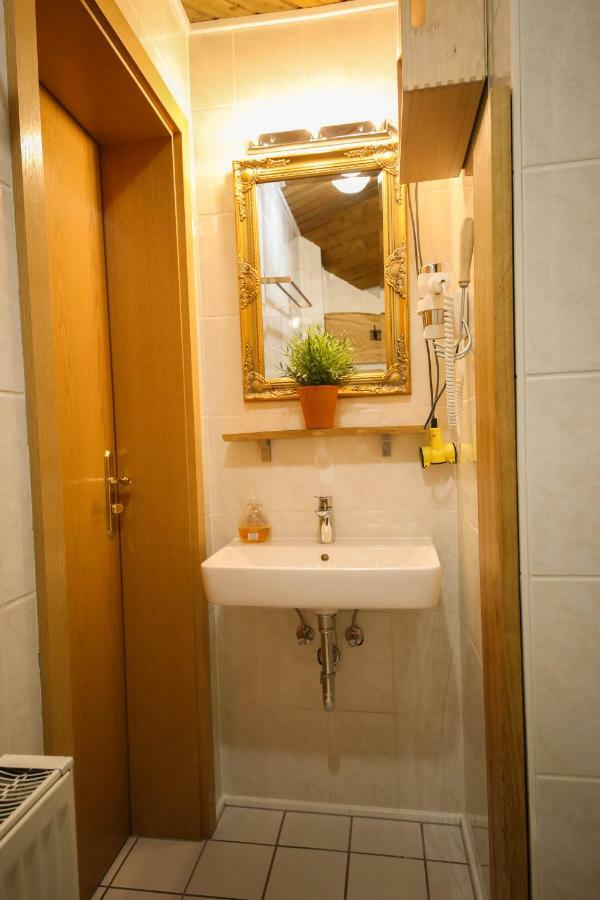 Hotel Kraus Bielefeld Esterno foto